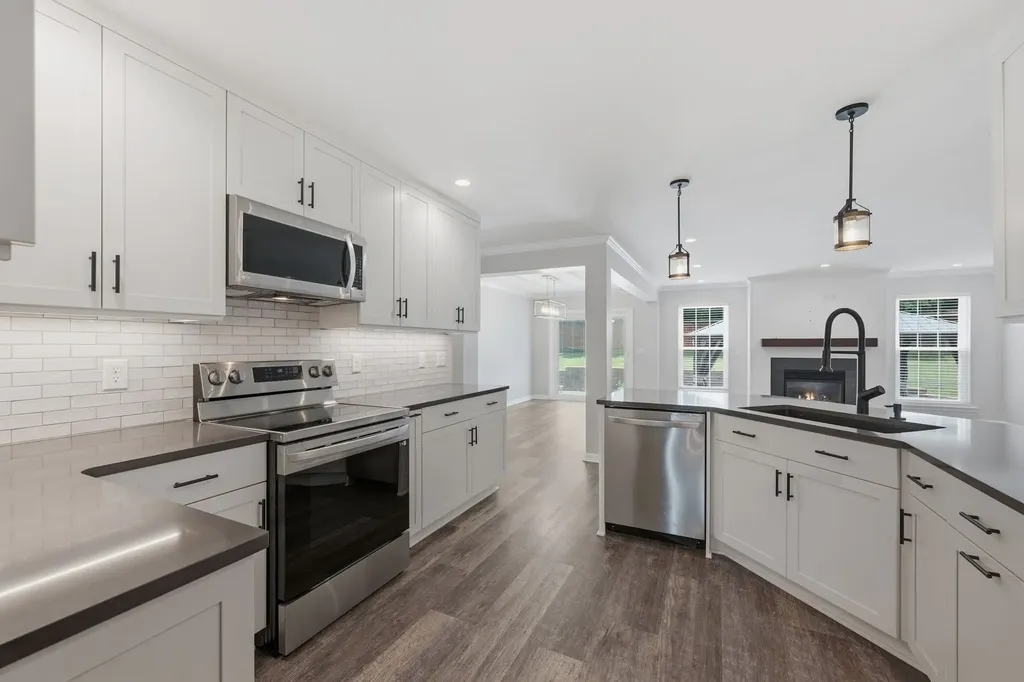 2979 Burtonwood Drive Spring Hill TN 37174