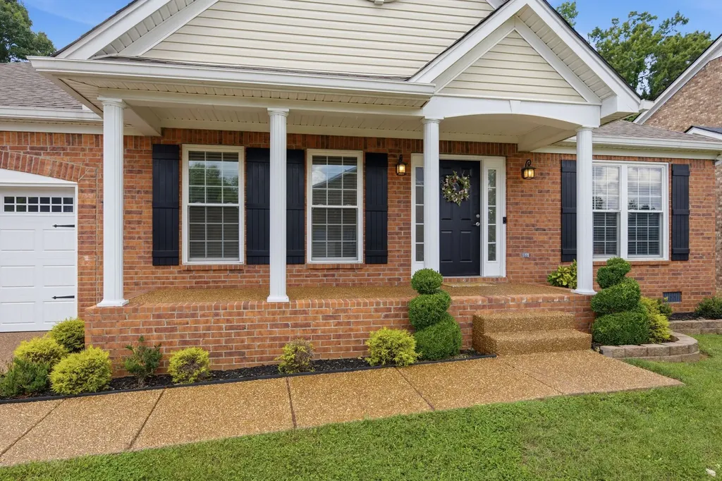 2979 Burtonwood Drive Spring Hill TN 37174