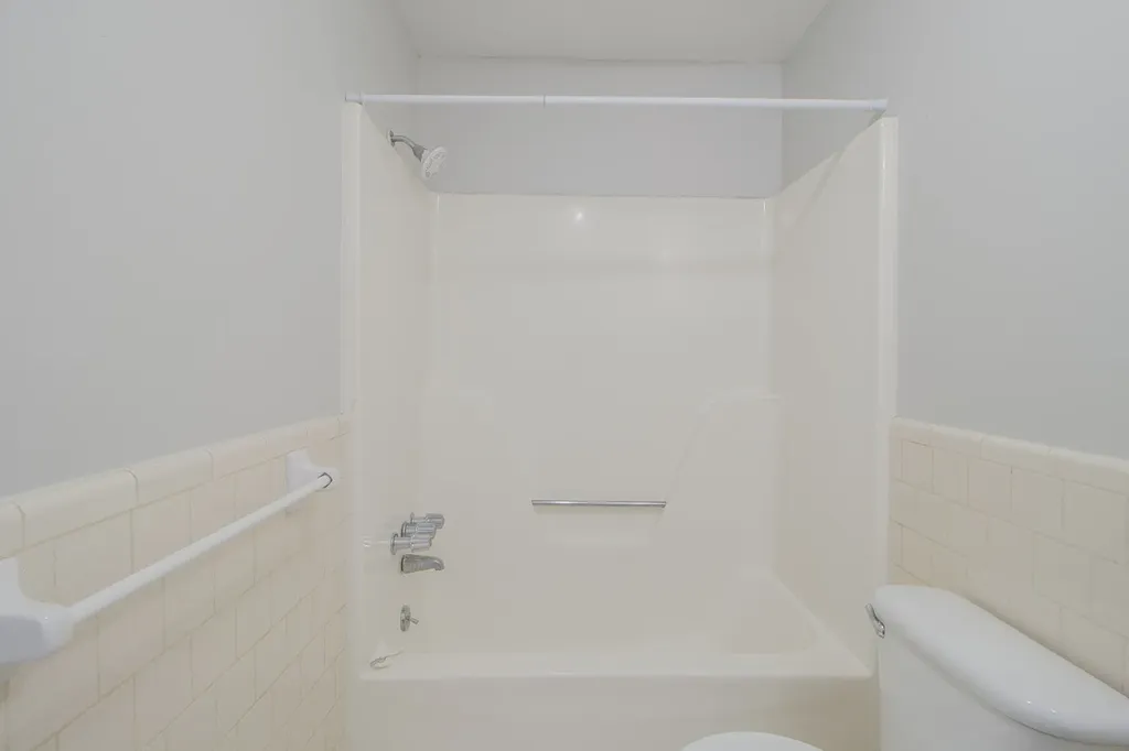 404 Thompsonville Lane #24 Oak Grove KY 42262