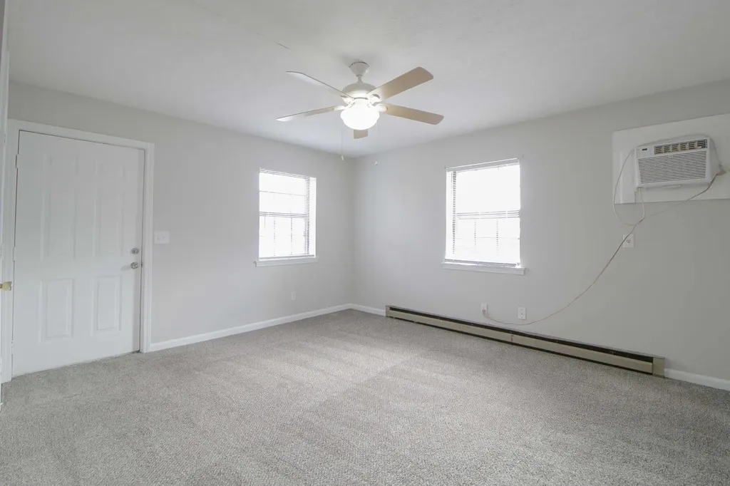 404 Thompsonville Lane #24 Oak Grove KY 42262