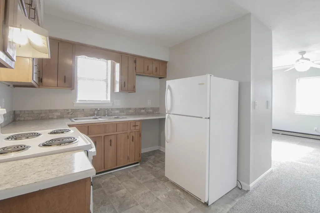 404 Thompsonville Lane #24 Oak Grove KY 42262