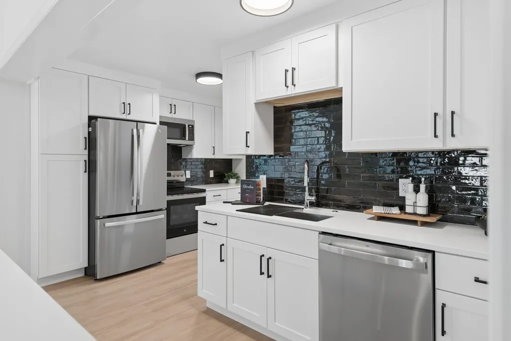 1003 Thomas Avenue Nashville TN 37216
