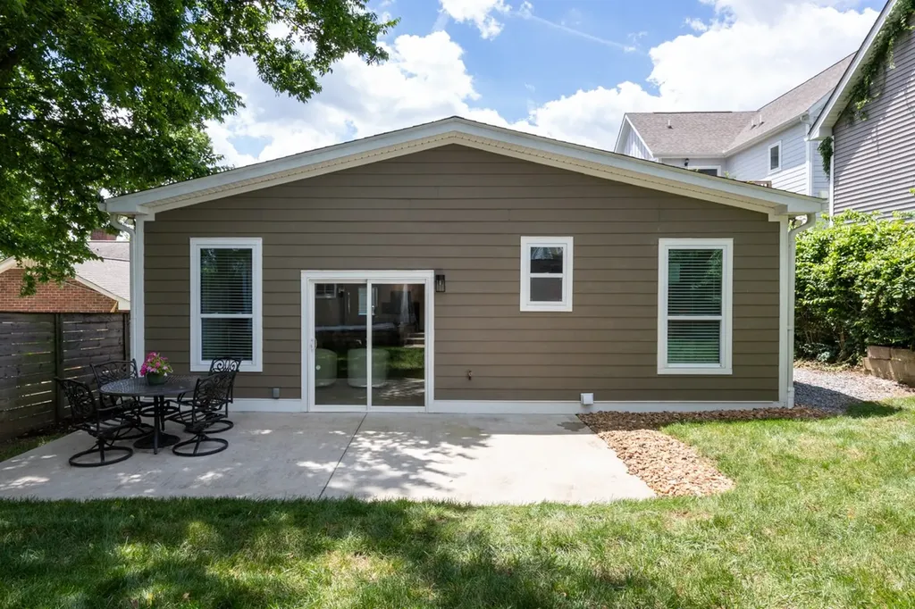 1003 Thomas Avenue Nashville TN 37216
