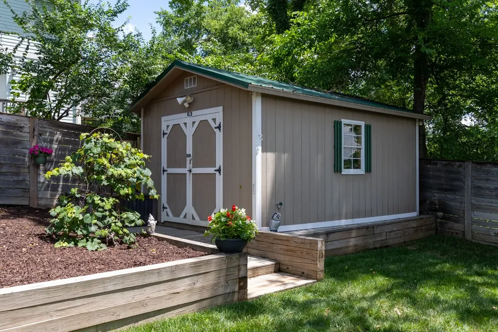 1003 Thomas Avenue Nashville TN 37216