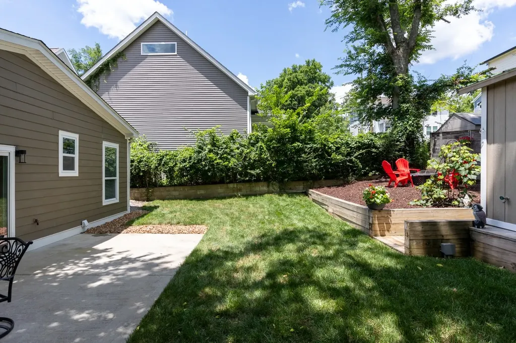 1003 Thomas Avenue Nashville TN 37216