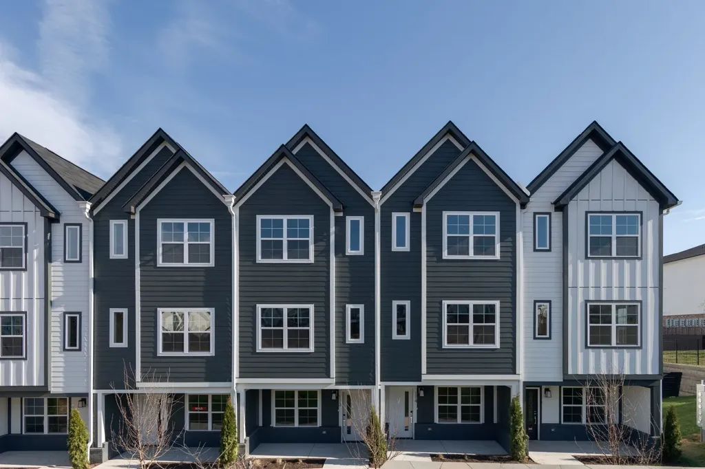 Madison TN, 700 N Dupont Avenue, Unit #210