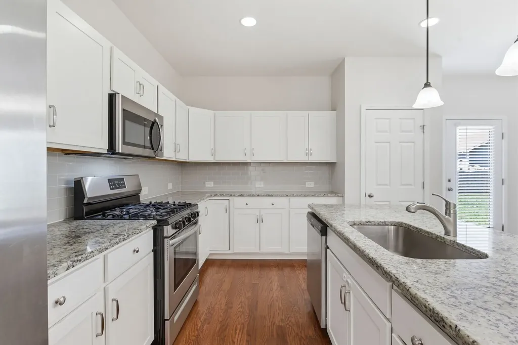 139 Crabourne Drive White House TN 37188
