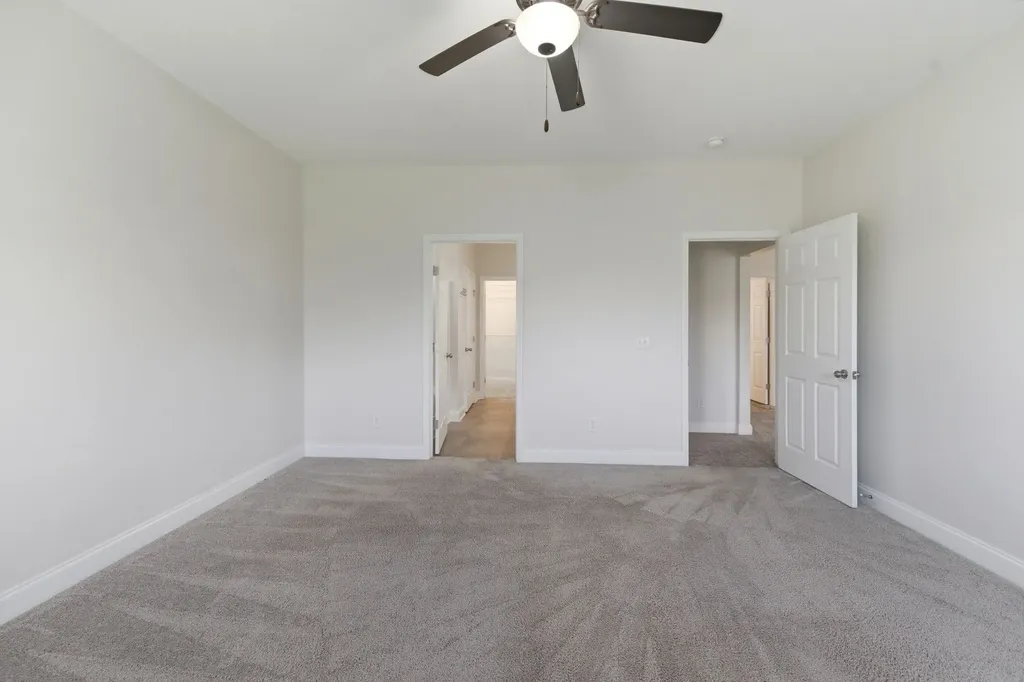 139 Crabourne Drive White House TN 37188