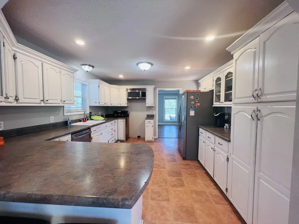 420 Long Branch Road Lawrenceburg TN 38464