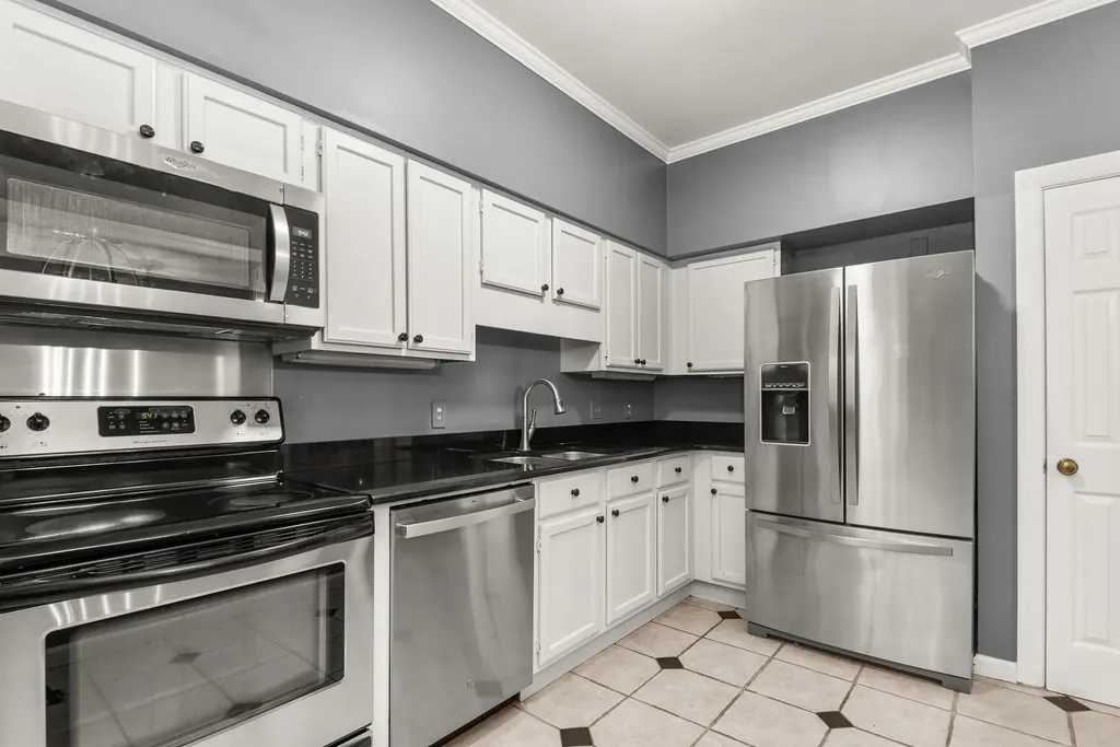201 Westchase Drive Nashville TN 37205