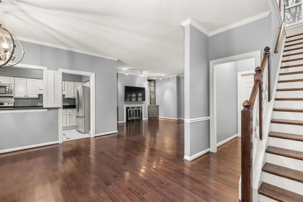 201 Westchase Drive Nashville TN 37205