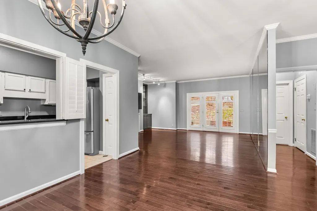 201 Westchase Drive Nashville TN 37205