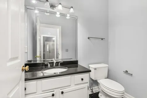 201 Westchase Drive Nashville TN 37205