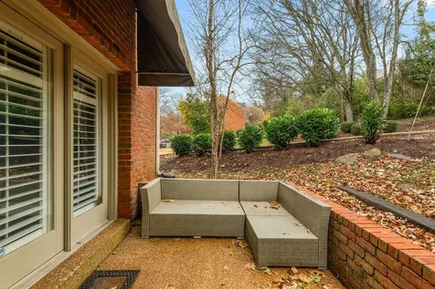 201 Westchase Drive Nashville TN 37205
