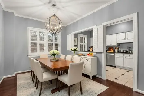 201 Westchase Drive Nashville TN 37205