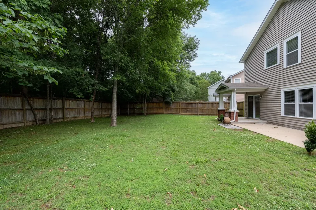 2006 Blossom Valley Court Mount Juliet TN 37122