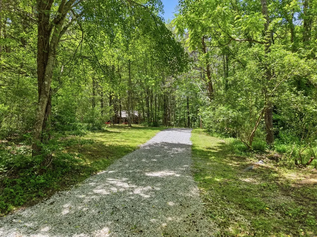 118 Cherokee Road Spencer TN 38585