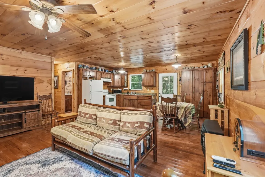 118 Cherokee Road Spencer TN 38585