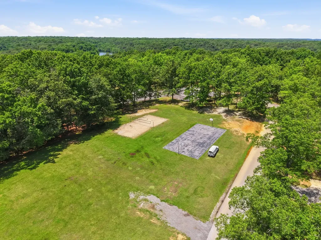 118 Cherokee Road Spencer TN 38585