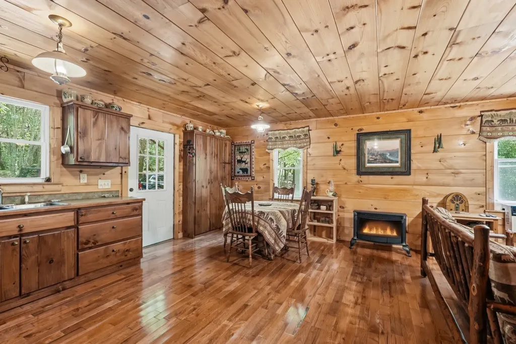118 Cherokee Road Spencer TN 38585