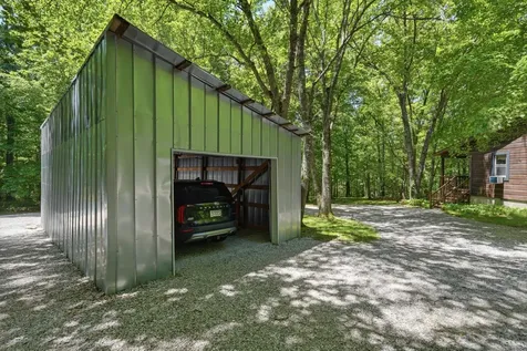 118 Cherokee Road Spencer TN 38585