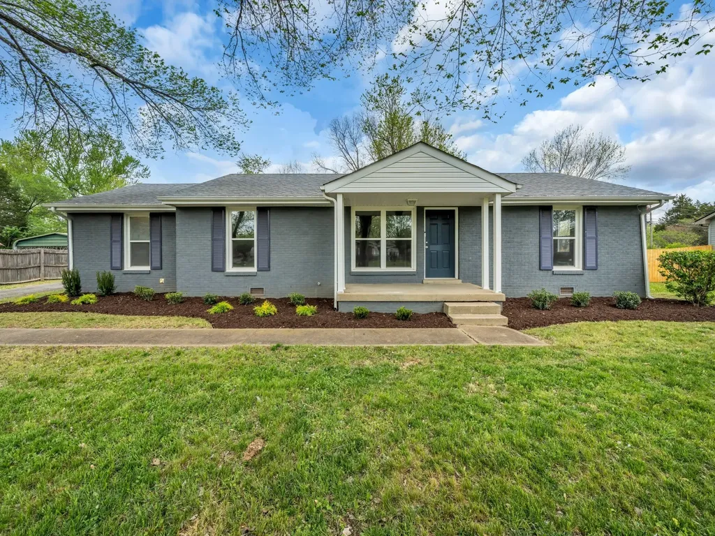 9 Donelson Drive Clarksville TN 37042