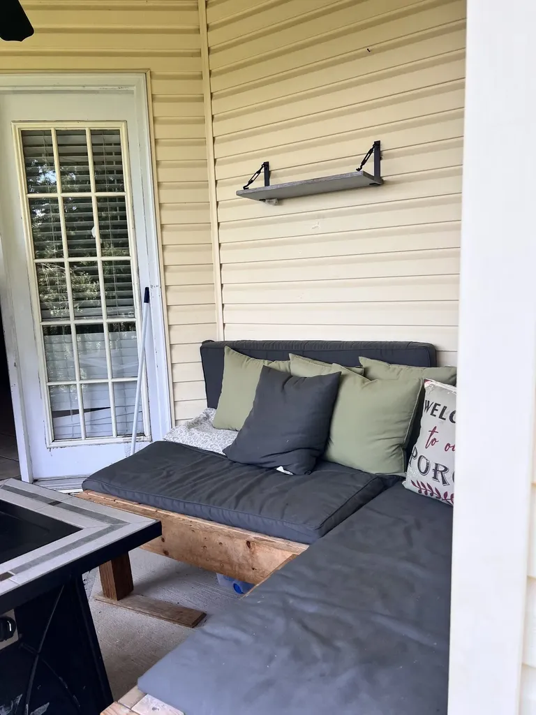 100 Ashley Cove Hermitage TN 37076