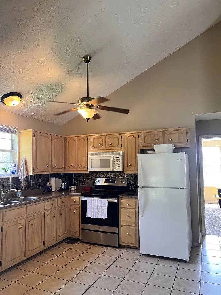 100 Ashley Cove Hermitage TN 37076