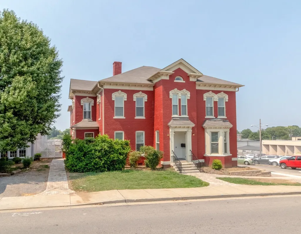 305 Main Street Clarksville TN 37040