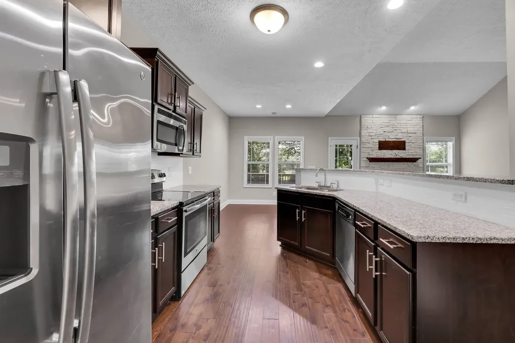 987 Promenade Drive Adams TN 37010