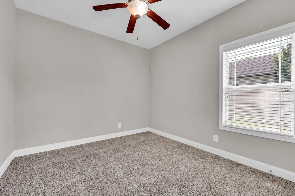 987 Promenade Drive Adams TN 37010