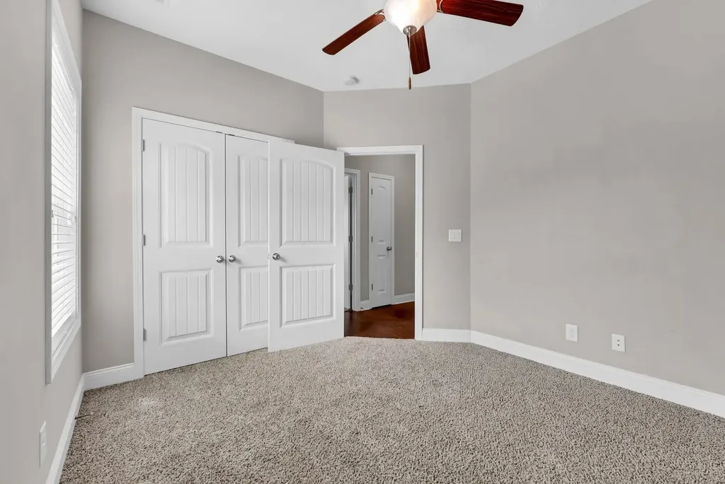 987 Promenade Drive Adams TN 37010