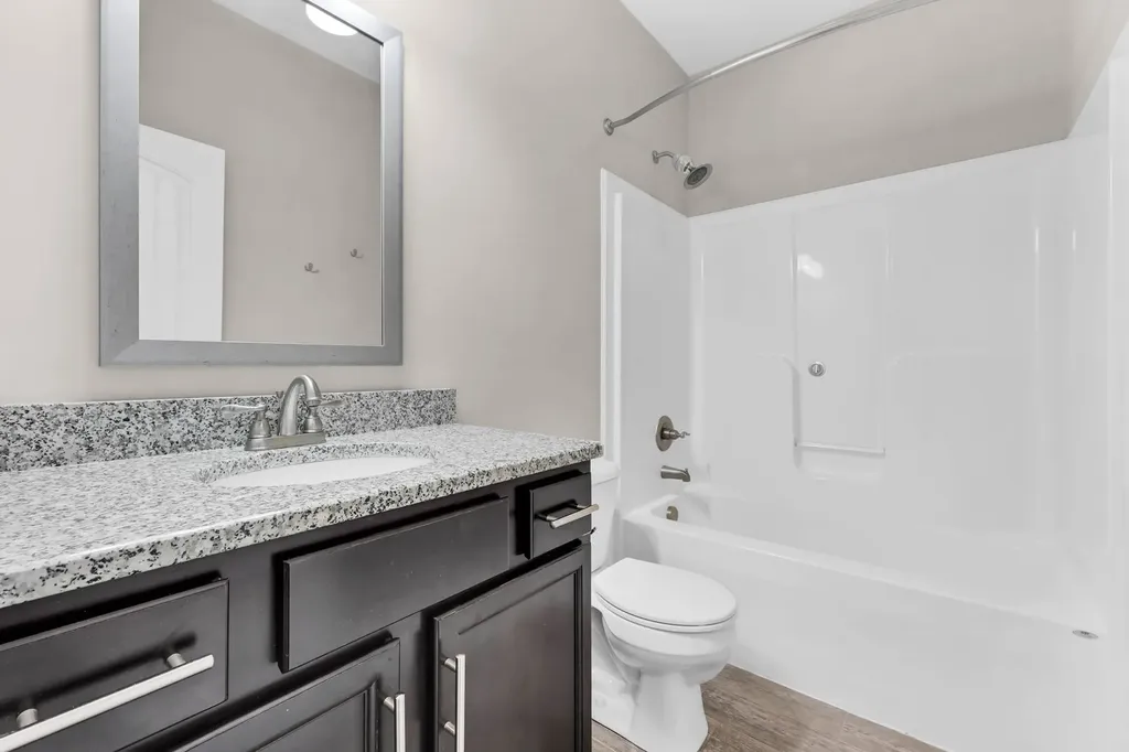 987 Promenade Drive Adams TN 37010