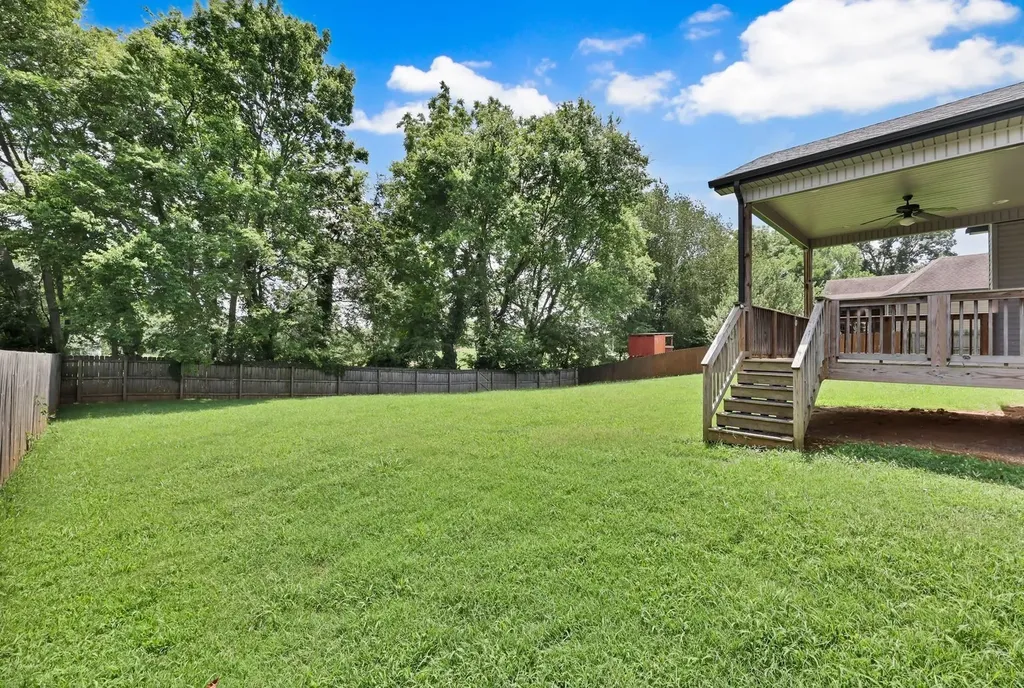 987 Promenade Drive Adams TN 37010