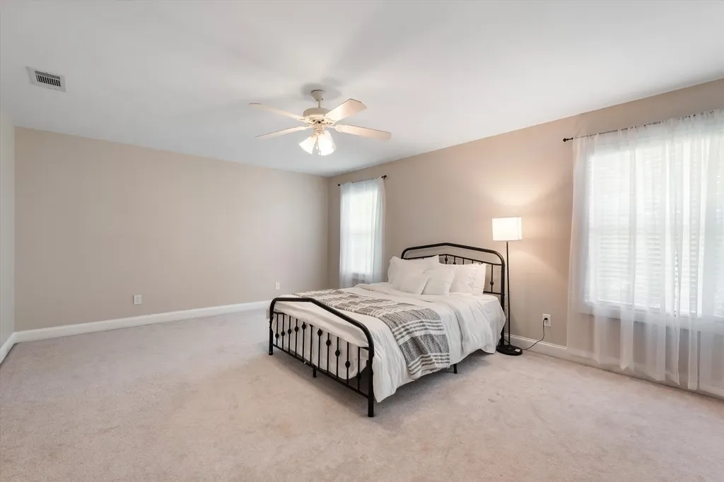2240 Westwood Dr, N Murfreesboro TN 37130