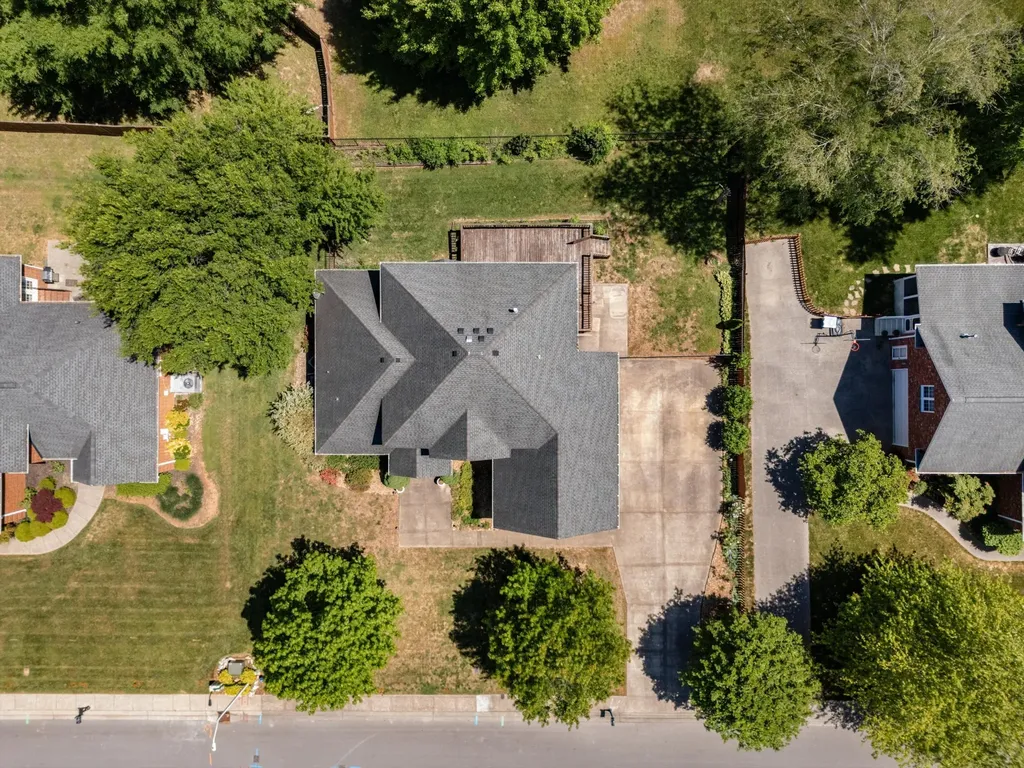 2240 Westwood Dr, N Murfreesboro TN 37130