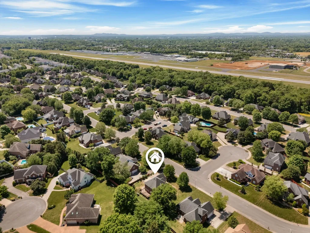 2240 Westwood Dr, N Murfreesboro TN 37130