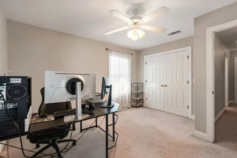 2240 Westwood Dr, N Murfreesboro TN 37130
