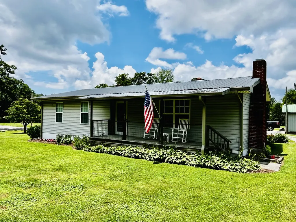 445 King Street Monteagle TN 37356