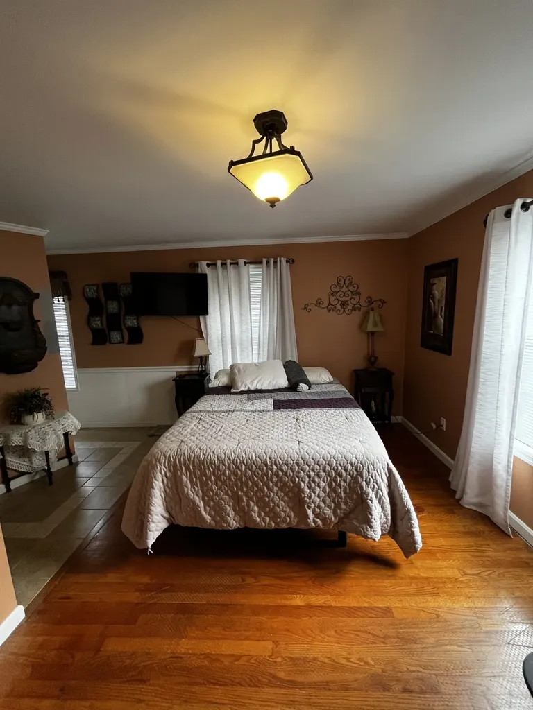 445 King Street Monteagle TN 37356