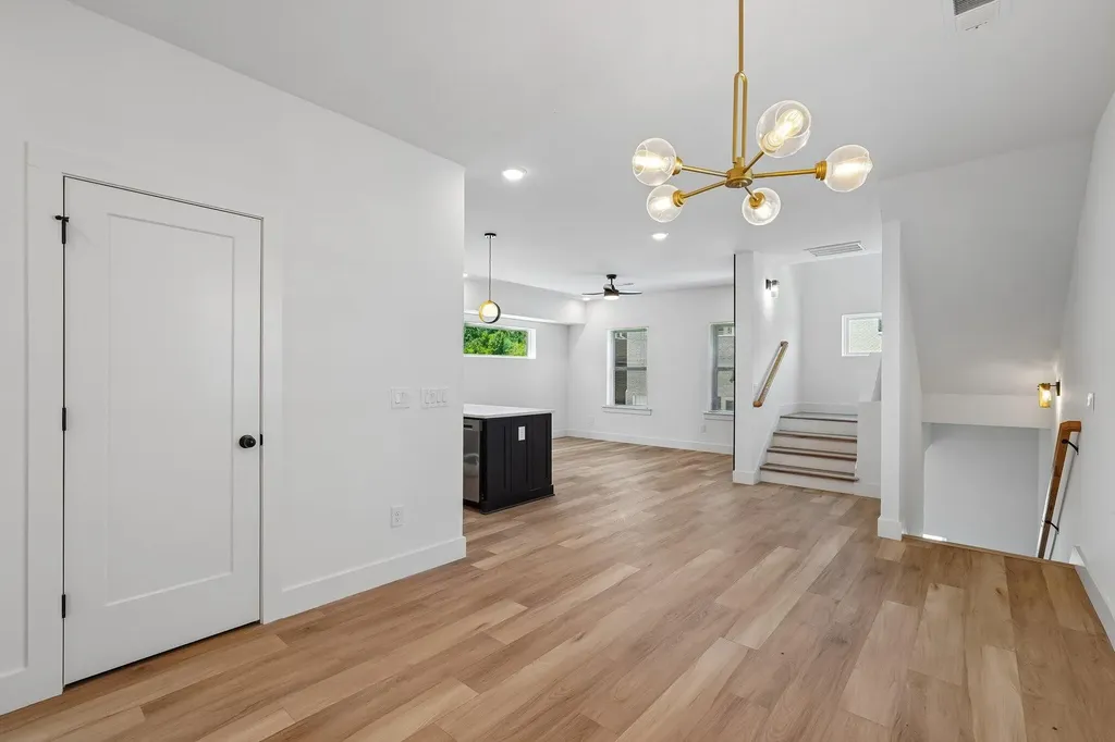 1241 N Avondale Circle Nashville TN 37207