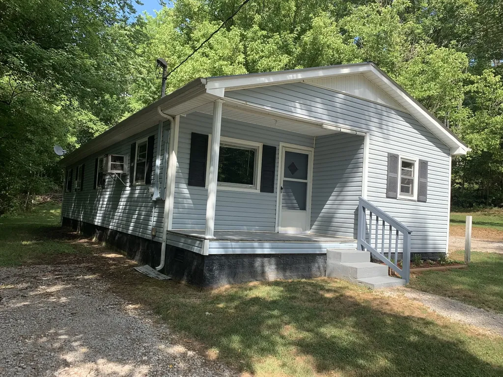 2515 Smith Hollow Road Lynnville TN 38472