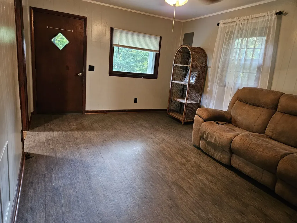 2515 Smith Hollow Road Lynnville TN 38472