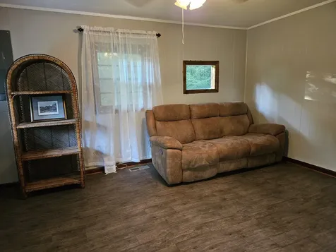2515 Smith Hollow Road Lynnville TN 38472