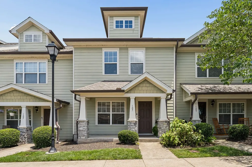 553 Rosedale Avenue Nashville TN 37211