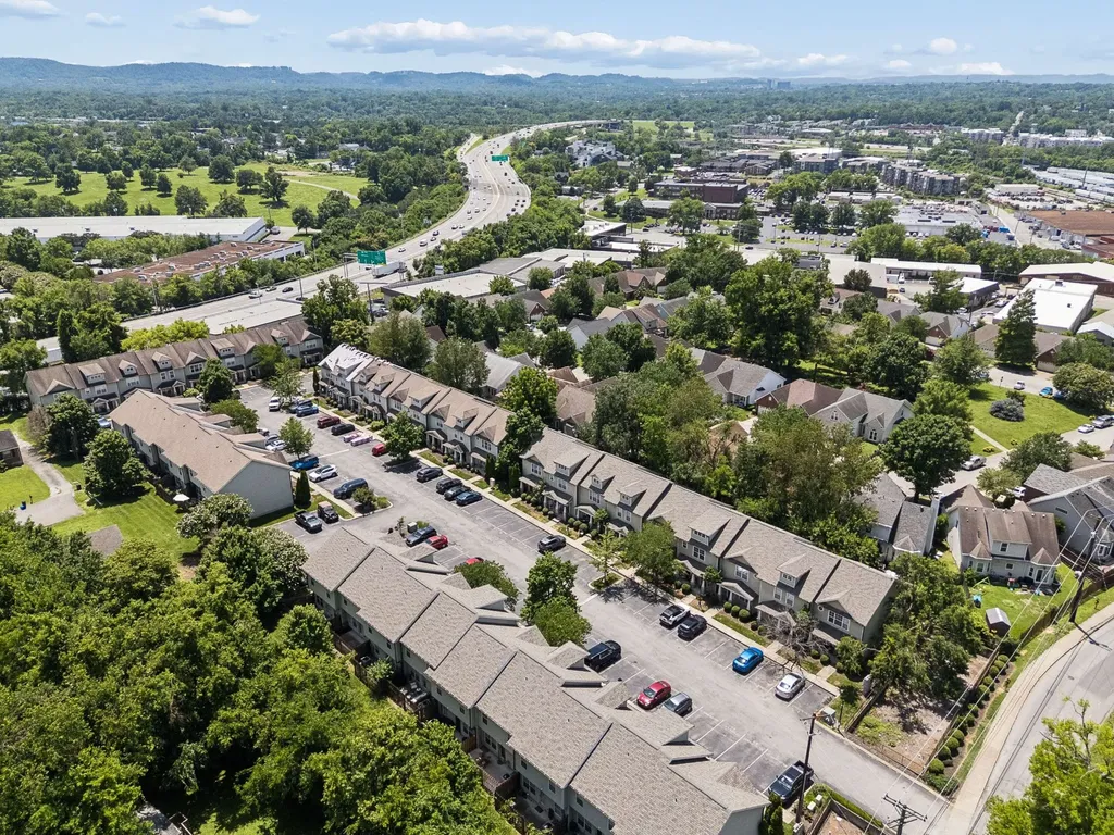 553 Rosedale Avenue Nashville TN 37211