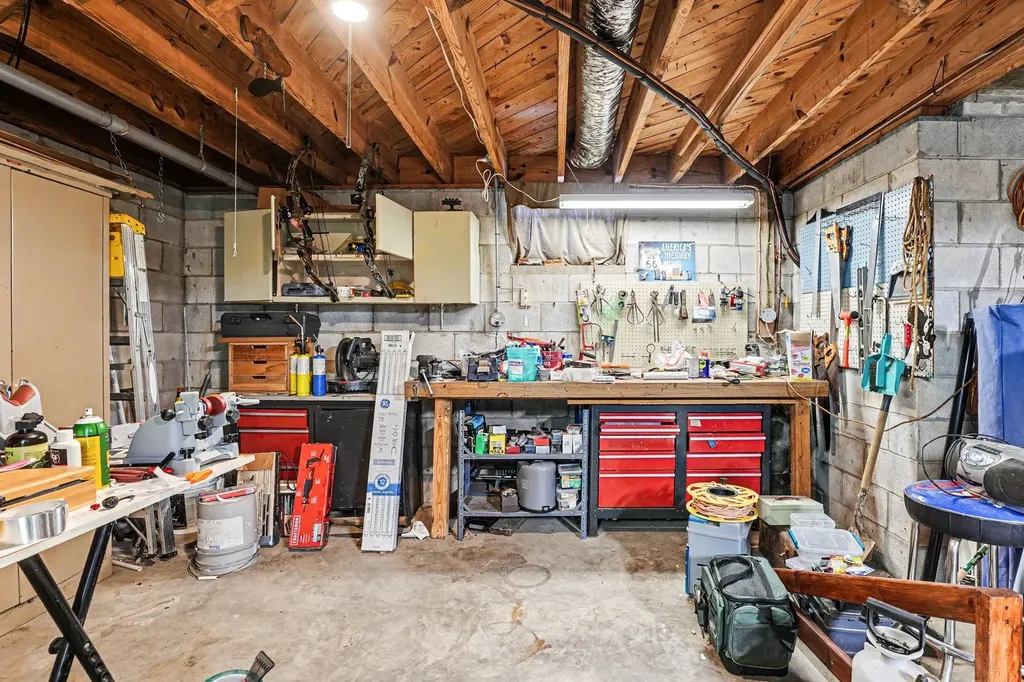 1296 Lawrence Lane Springfield TN 37172