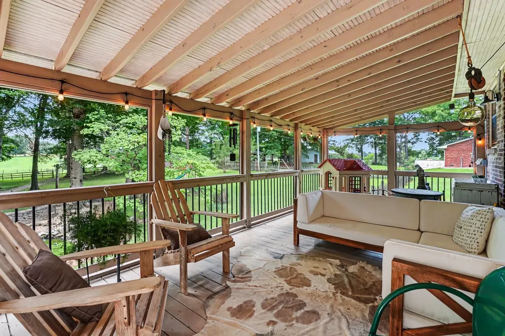 1296 Lawrence Lane Springfield TN 37172