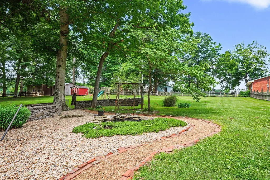 1296 Lawrence Lane Springfield TN 37172