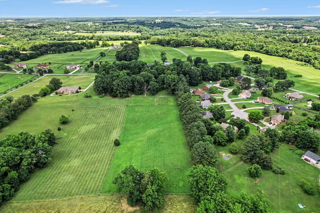 1296 Lawrence Lane Springfield TN 37172